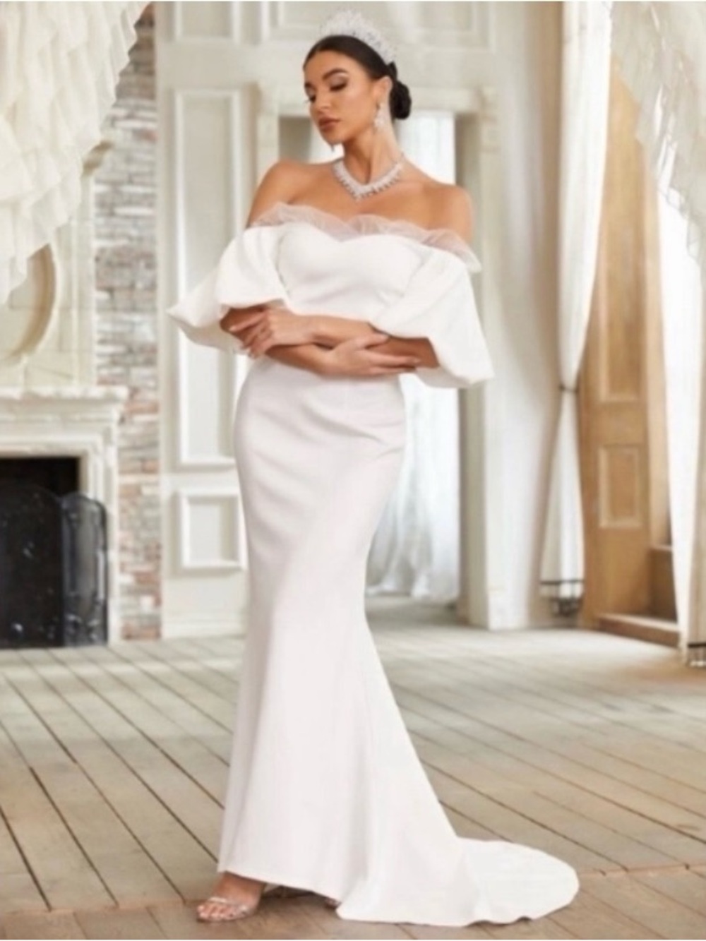 New White Mesh Mermaid Hem Wedding Dress, Sz M